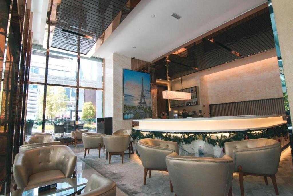 Pangsapuri The Platinum Klcc By Moonway